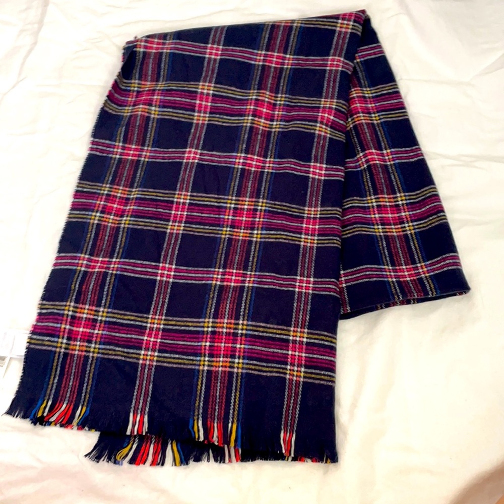 Gap scarf